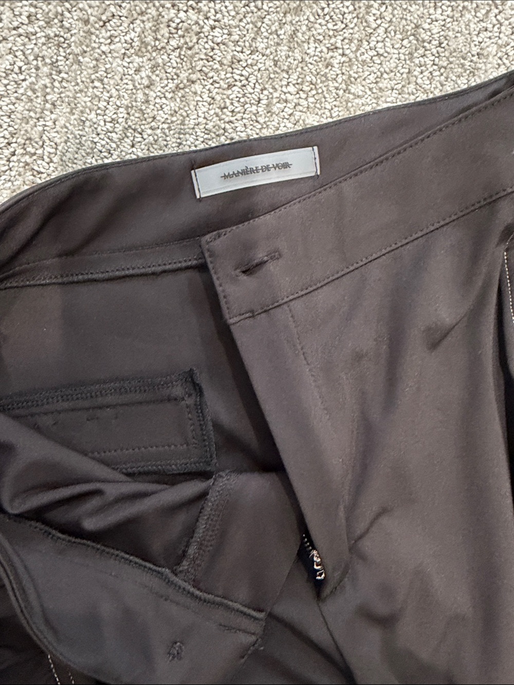 Maniere de voir ruched Side Detail Women's Pants set - Picture 6 of 11